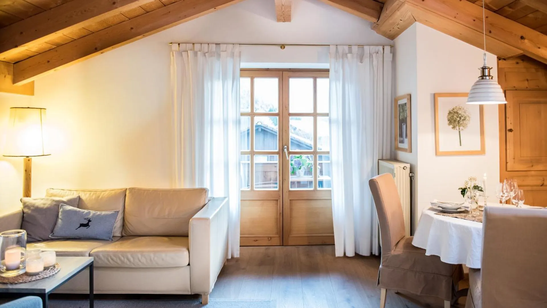 Haus Lesch - Stilvolle Appartements Mit Tollem Bergblick In Kreuth Am Tegernsee