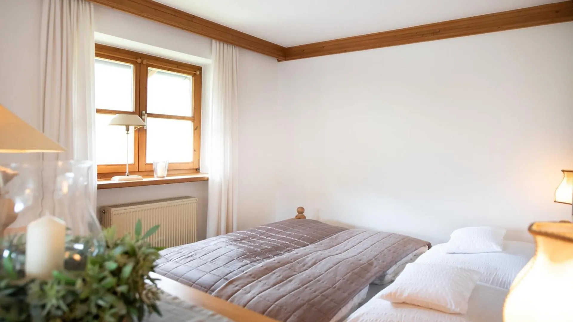 Haus Lesch - Stilvolle Appartements Mit Tollem Bergblick In Kreuth Am Tegernsee 0*,  Germany